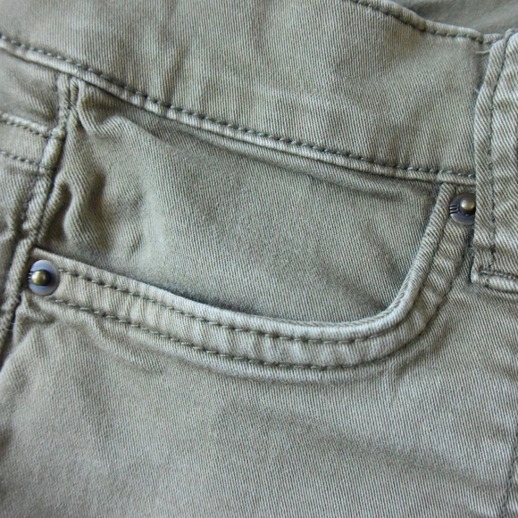 BDG Army Green Skinny Pants - Picture 5 of 6